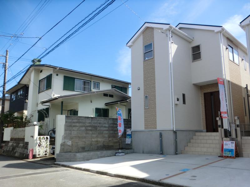 Local photos, including front road. appearance