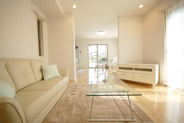 Living. It is a living photograph of the company's construction.