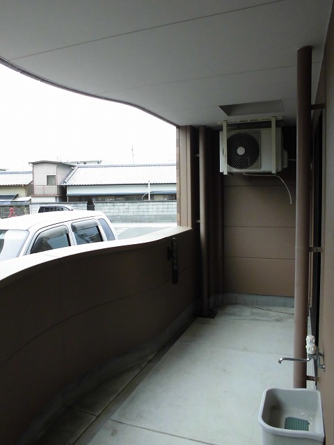 Balcony. Spacious balcony ☆