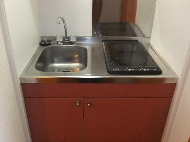 Kitchen. Electric stove has been the installation of a two-necked ☆