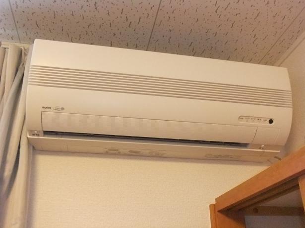 Other Equipment. Air conditioning ☆