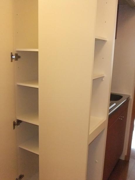 Receipt. There is also a shelf in the kitchen next to ☆