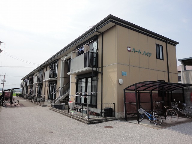 Building appearance. Apartment of the south-facing ☆