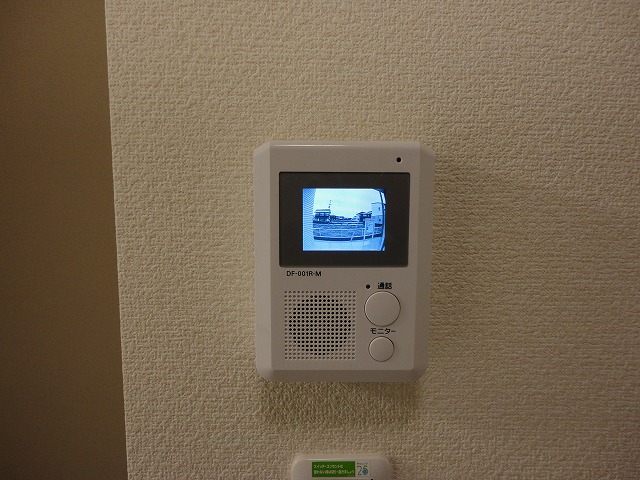 Other Equipment. It is safe in the Interphone with a monitor ☆