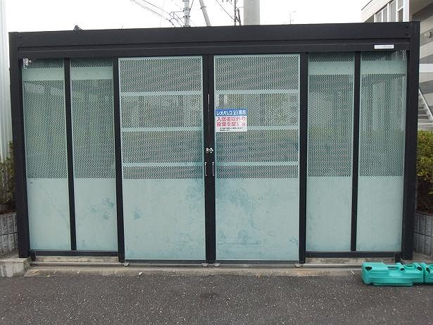 Other common areas. On-site waste depot equipped ☆