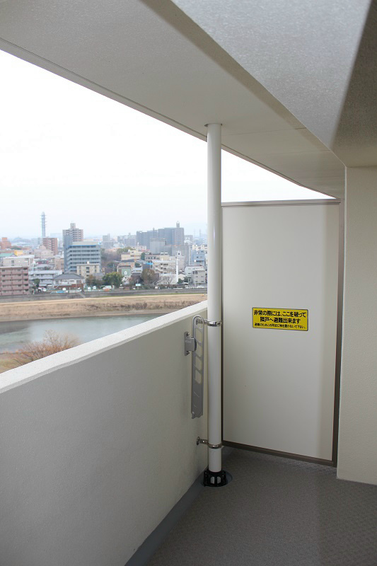 Balcony. Veranda is also enough space to hang out the laundry ☆  ☆