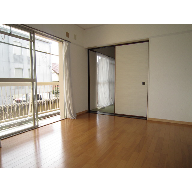 Living and room. Western style room