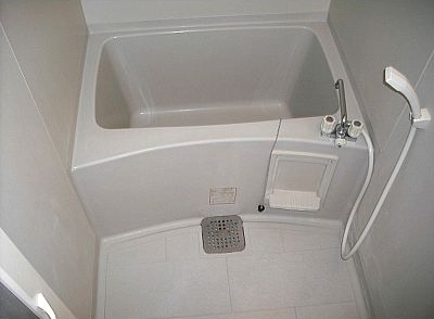 Bath. Wide unit bus ☆