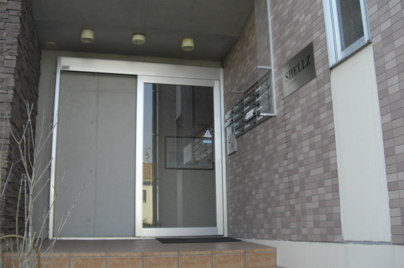 Building appearance. Auto is a lock!