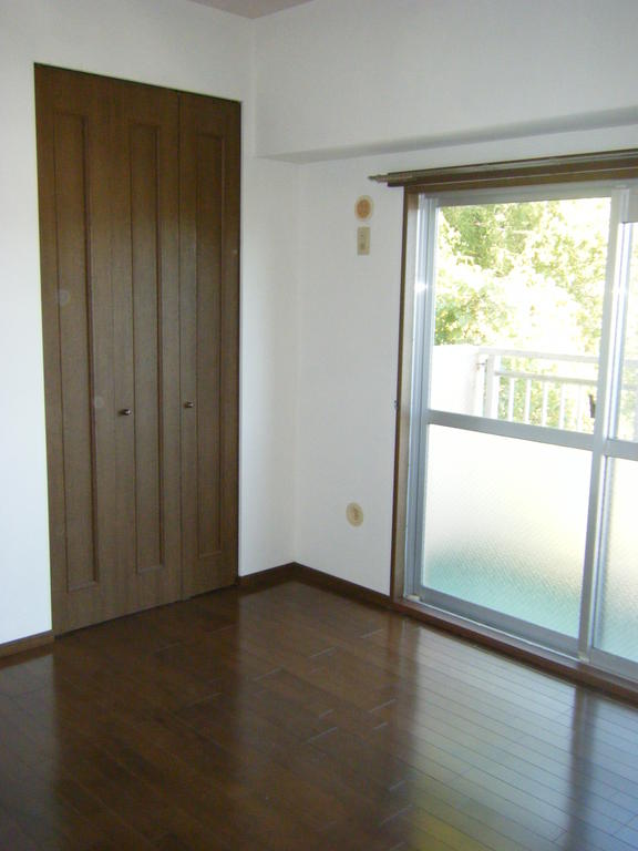 Other room space. Closet with Western-style