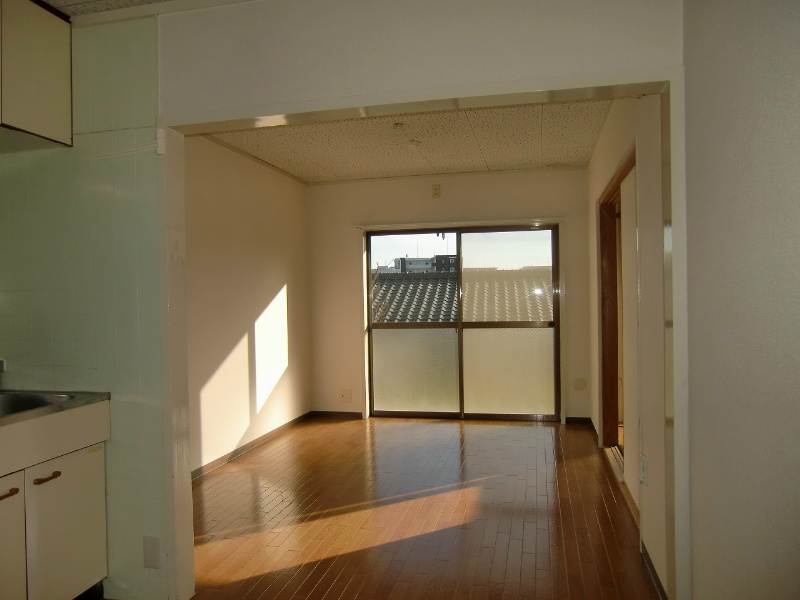 Living and room. Pet is possible breeding ☆