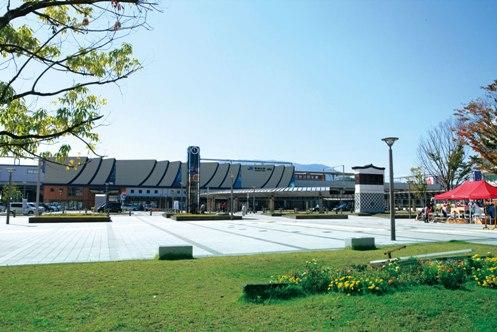 Streets around. JR San-in Main Line ・ Fukuchiyama Line North Kinki tango railway Miyafukusen 200m JR until Fukuchiyama Station ・ North Kinki tango railroad "Fukuchiyama" station walk 5 minutes