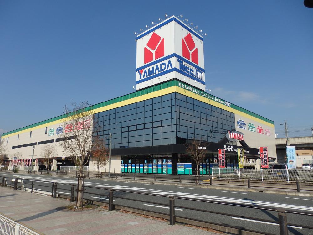 Shopping centre. To Yamada Denki 160m