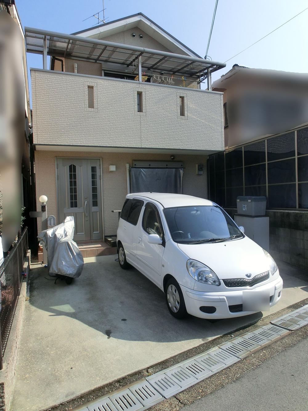 Local appearance photo. Parking is two possible properties. It is conveniently located for shopping a 2-minute walk station