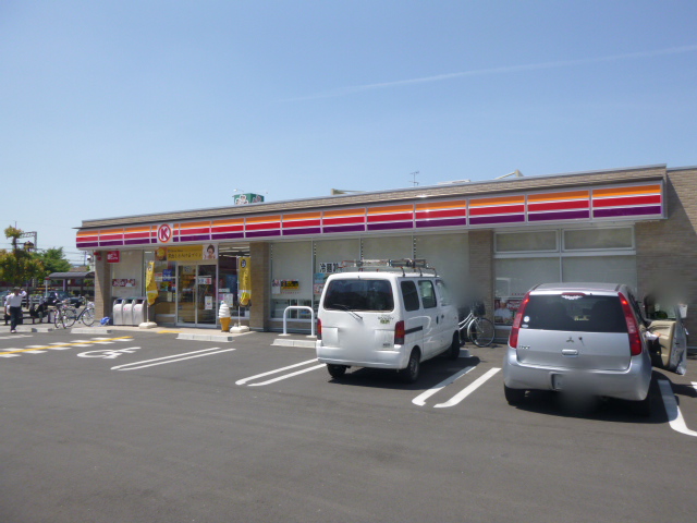 Convenience store. 300m to Circle K Chengyang Terada store (convenience store)