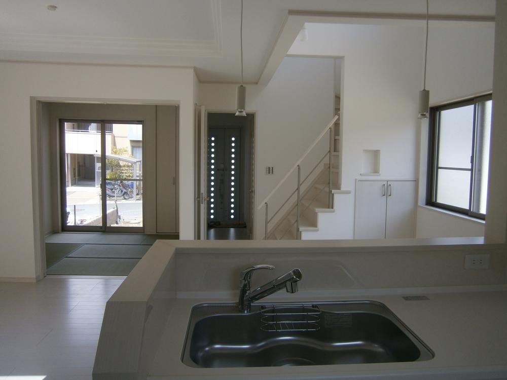 Living. Indoor (08 May 2013) Shooting