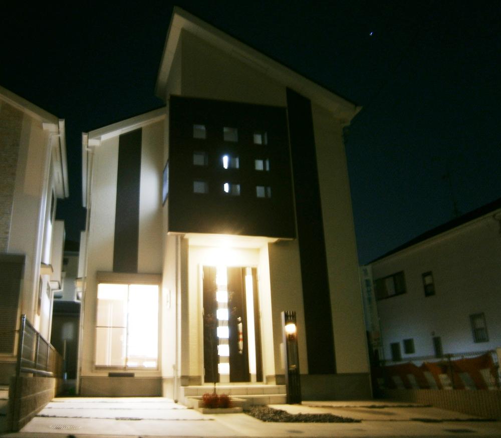 Local appearance photo. Local (06 May 2013) Shooting