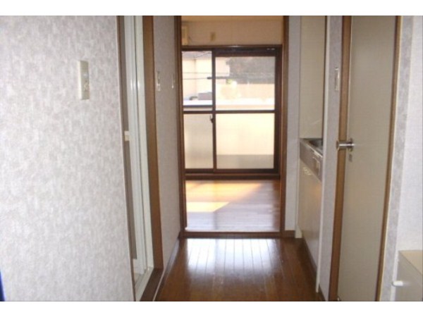 Other room space. Corridor