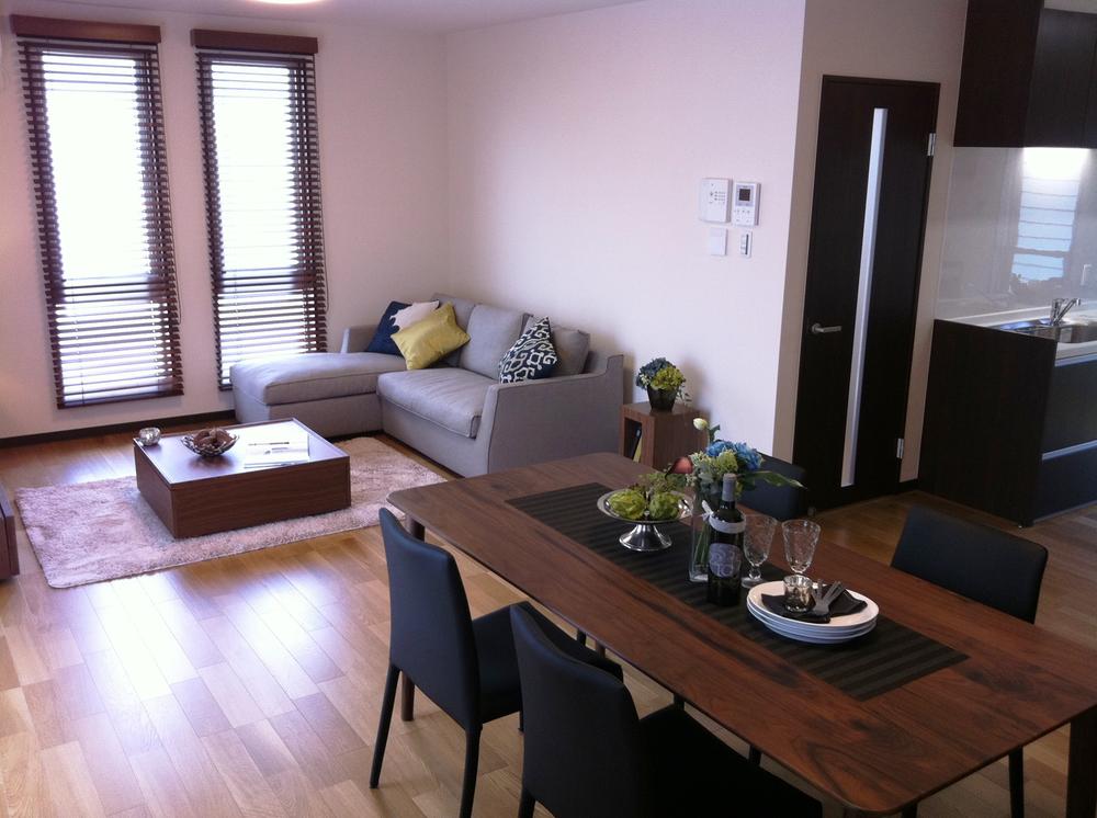 Living. 6 Gochi living room (August 2013) Shooting