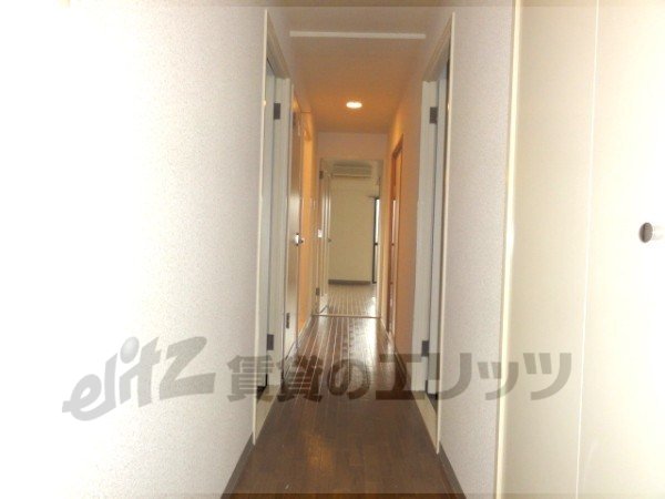 Other room space. Corridor