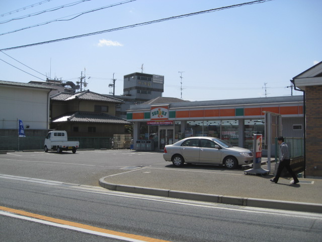Convenience store. Thanks Chengyang 159m to the post office before the store (convenience store)