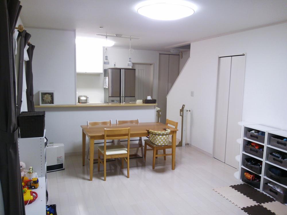 Kitchen. Dishwasher to counter kitchen, Cup board is also enhanced specification of satisfaction even to wife in complete. Panasonic products.