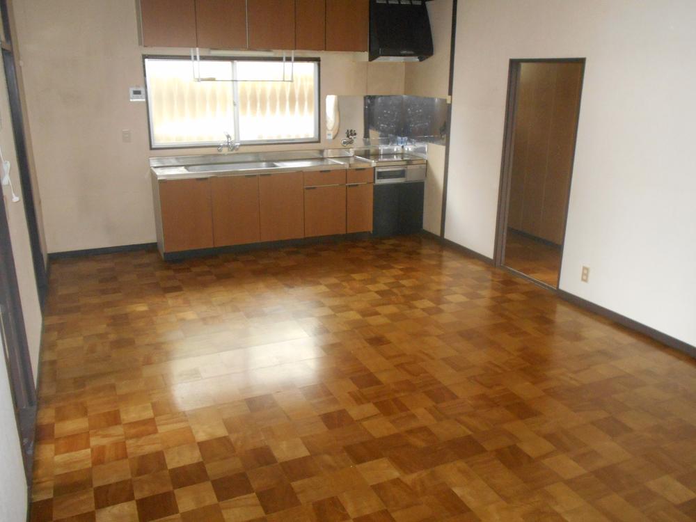 Living. Indoor (June 2013) Shooting