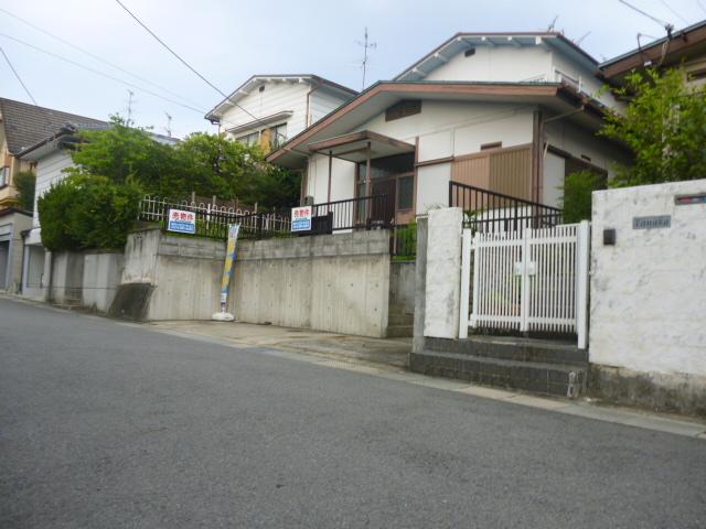 Local photos, including front road. Local shooting is a picture. 