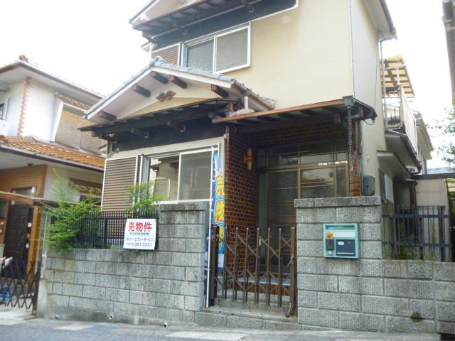 Local photos, including front road. Local shooting is a picture. 