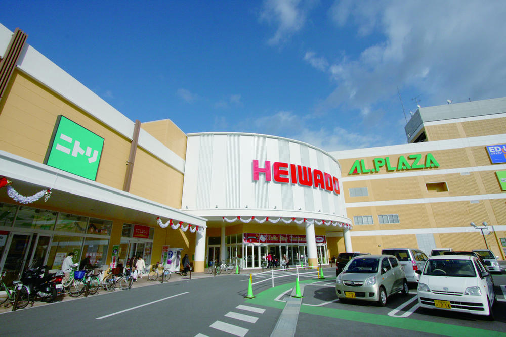 Shopping centre. Until Arupuraza Chengyang 980m