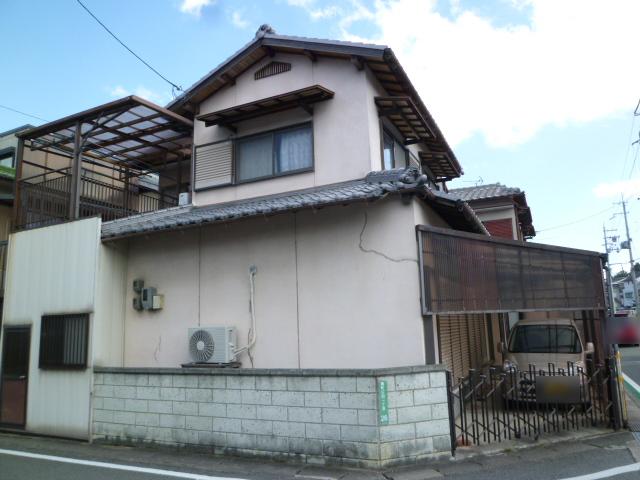 Local appearance photo. Local (11 May 2013) Shooting