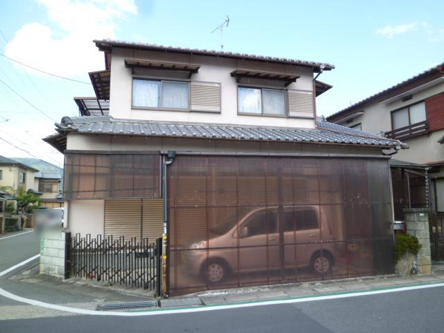 Local appearance photo. Local (11 May 2013) Shooting