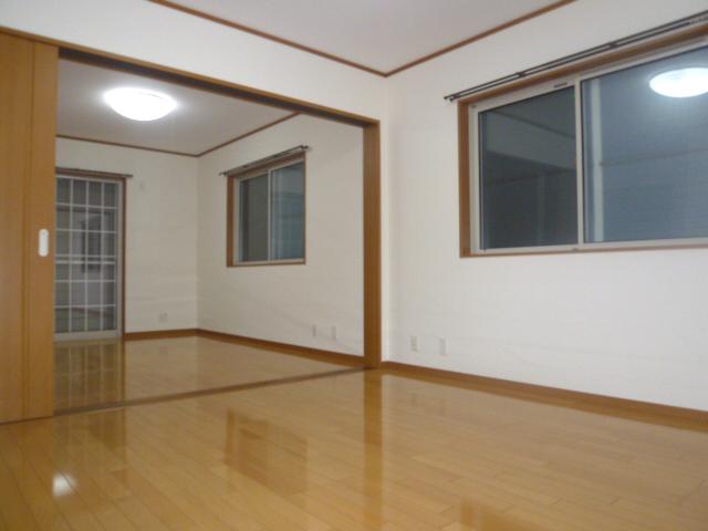 Living. Indoor (12 May 2013) Shooting