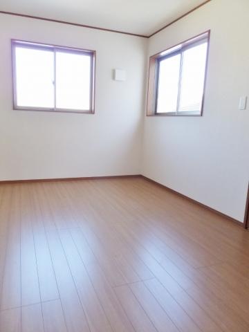 Non-living room. Second floor Western-style 7.8 Pledge