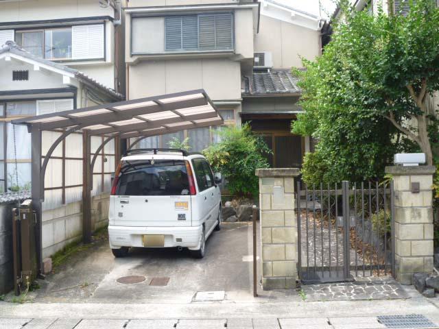 Parking lot. Local (July 2013) Shooting