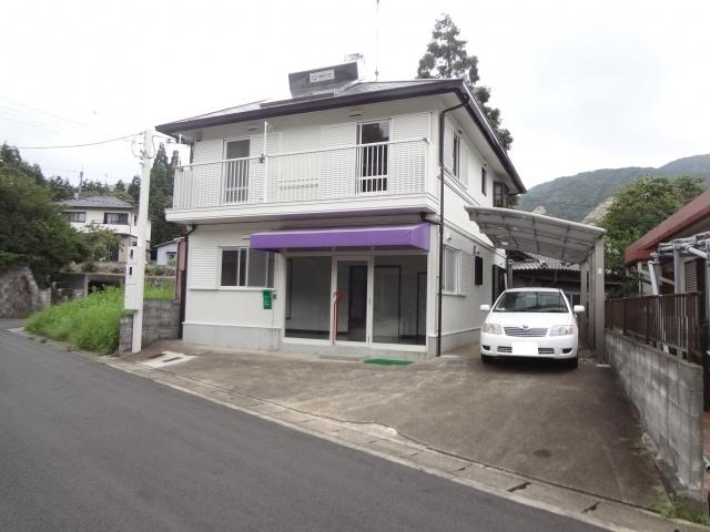 Local appearance photo. appearance