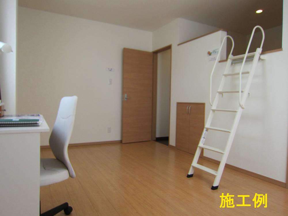 Same specifications photos (Other introspection)