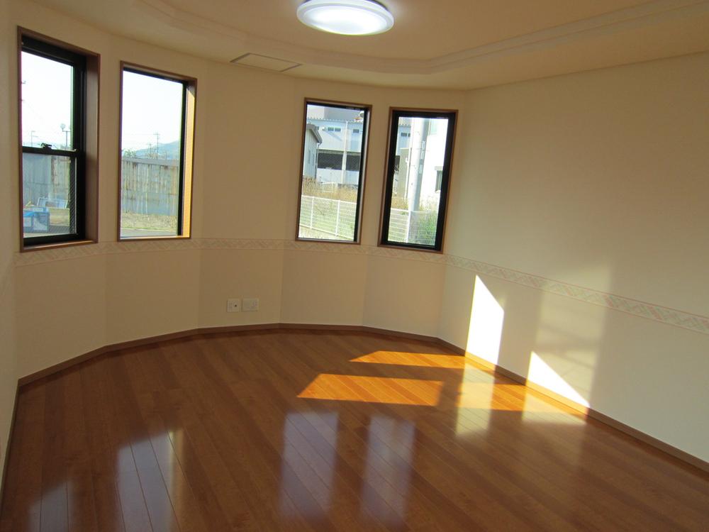 Living. Raw fashionable ~ Rui is a living! 