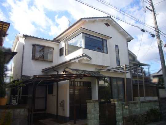 Local appearance photo. Station is 14 mins