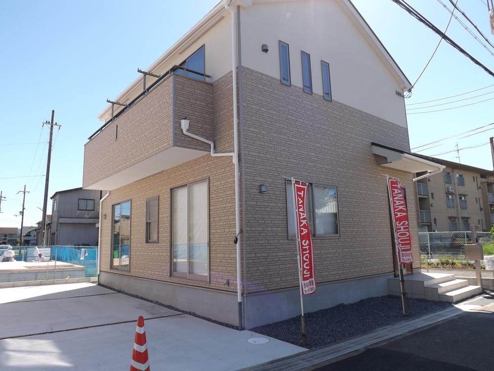 Local appearance photo. 4LDK + storeroom 2 Pledge! Sunlight and all-electric house!