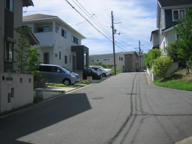 Local photos, including front road. Local (August 2013) Shooting