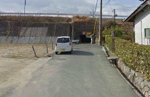 Local photos, including front road. Local Photos