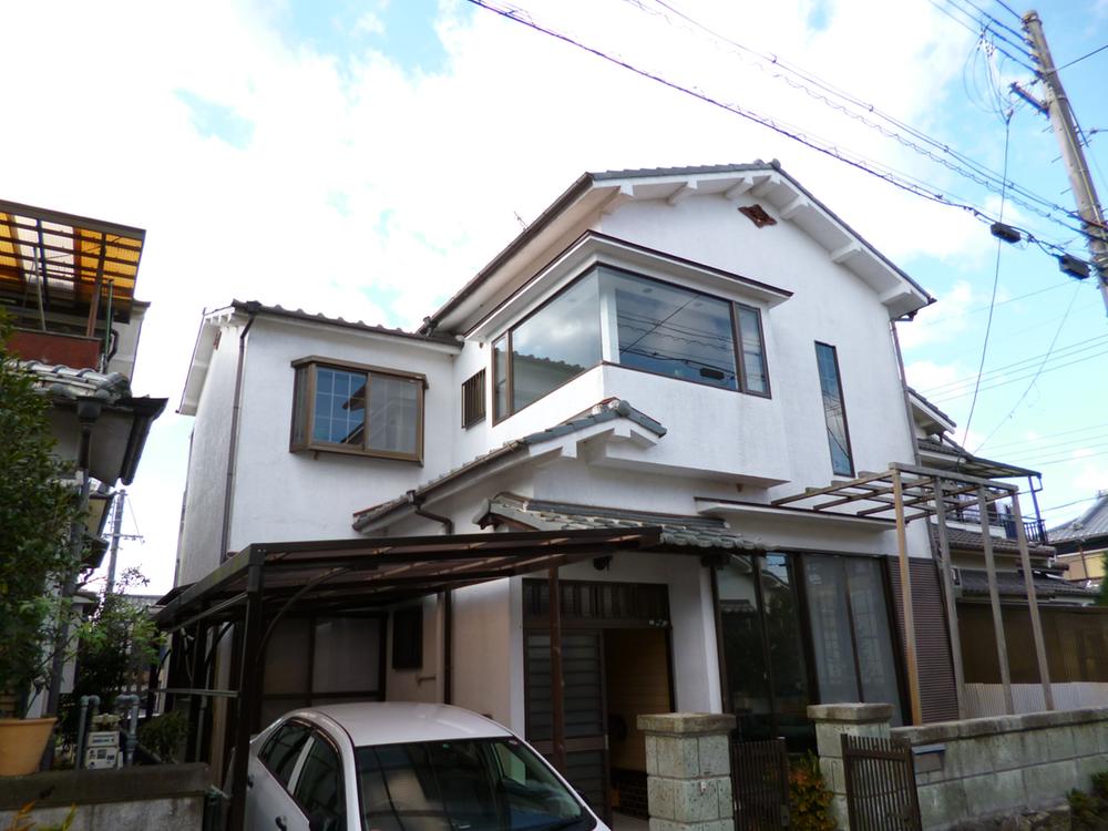 Local appearance photo