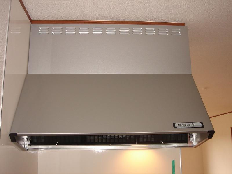 Cooling and heating ・ Air conditioning. Oil-repellent processing to repel the oil stains in polka dots. Care Ease. 