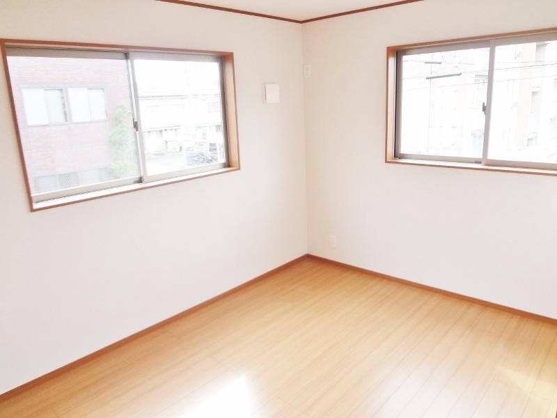 Non-living room. Second floor Western-style 6 Pledge