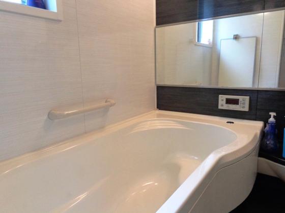 Bathroom. Indoor (12 May 2013) Shooting