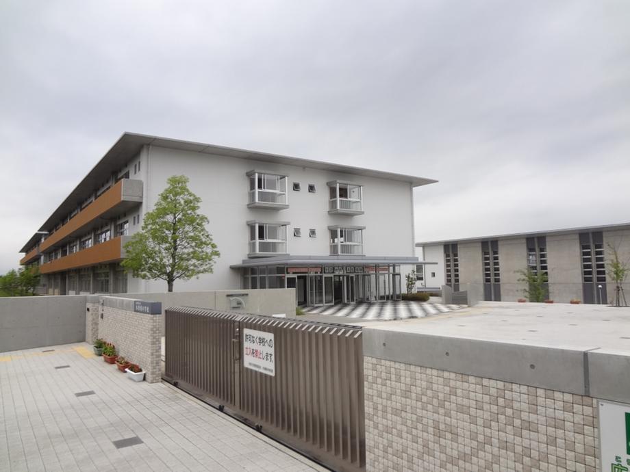 Junior high school. Kizugawa trees Tsunan until junior high school 1236m