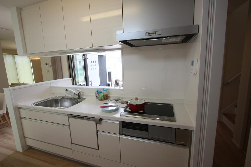 Kitchen. System kitchen LIXIL