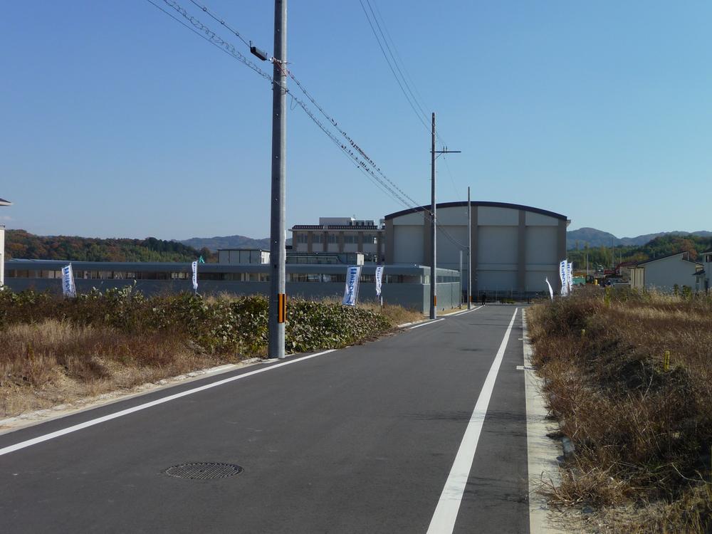 Local land photo. 4-25.27 city block residential land                Heisei use revenue Started on 25 June. 