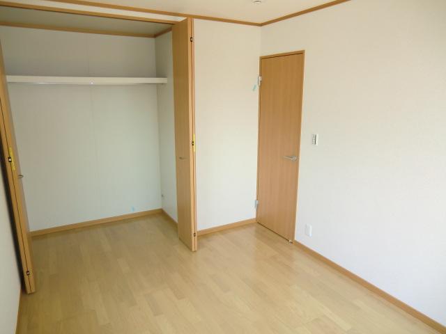 Same specifications photos (Other introspection). Same specifications photos (Western-style)